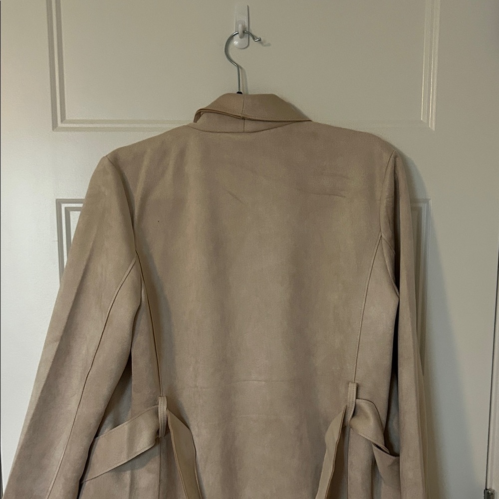 Magaschoni Beige Draped Trench Coat - Picture 10 of 15